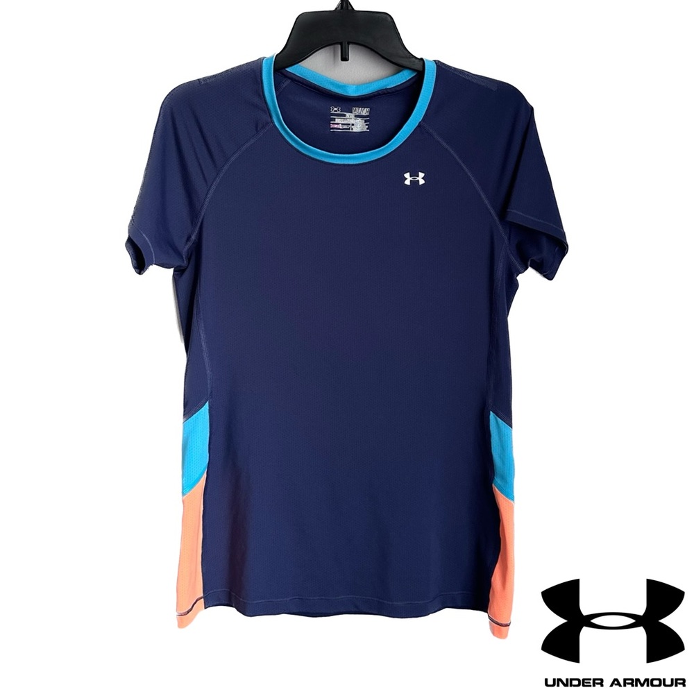 Women’s UNDER ARMOUR breathable workout top - SZ MED